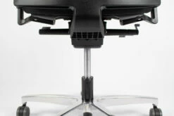 Linea Fabbrica Omnia 01 Zwart/Zwart Bureaustoel Met 3D Armleuning + Aluminium Voet 19 Linea Fabbrica Omnia 01 Zwart/Zwart Bureaustoel Met 3D Armleuning + Aluminium Voet -Winkel APLI 8033540636134 9