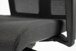 Linea Fabbrica Omnia 02 Zwart/Zwart Bureaustoel Met 3D Armleuning -Winkel APLI 8033540636158 8