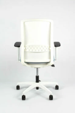 Geen Merk LF-2021525 Bureaustoel Linea Tekna White 01 L.blauw/wit Met 3D Armleuning -Winkel APLI 8033540636233 4
